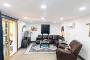 2 bedroom, each with private bathroom minimum 31 days plus booking